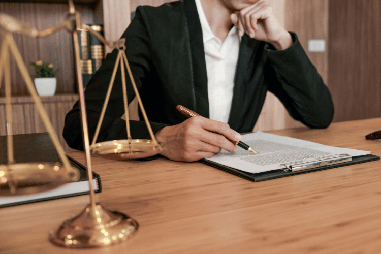 Perbandingan CV dan PT